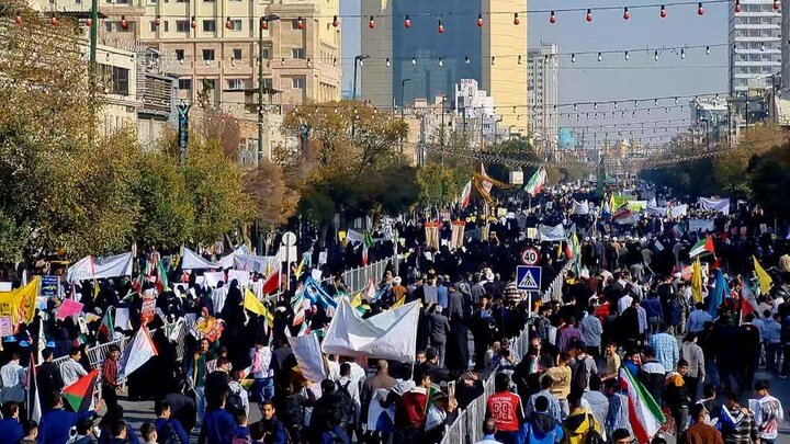 خروش انقلابی مردم اردستان در سیزدهم آبان