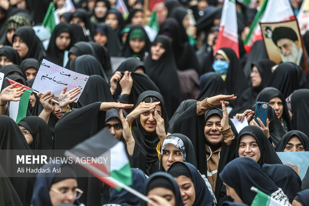 راهپیمایی یوم الله ۱۳ آبان در تهران _۳