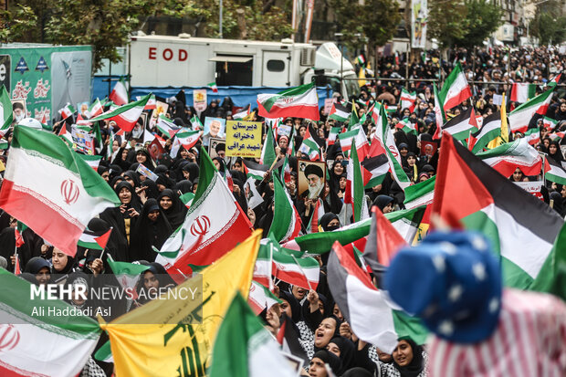 راهپیمایی یوم الله ۱۳ آبان در تهران _۳