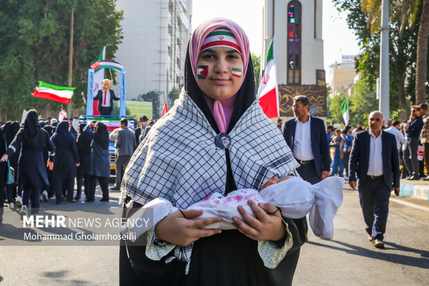 راهپیمایی یوم الله ۱۳ آبان در بوشهر