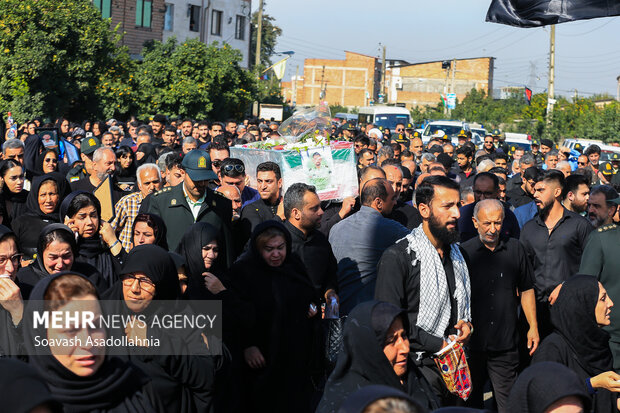 تشییع پیکر شهید «امیرمحمد شمسی» در قائمشهر