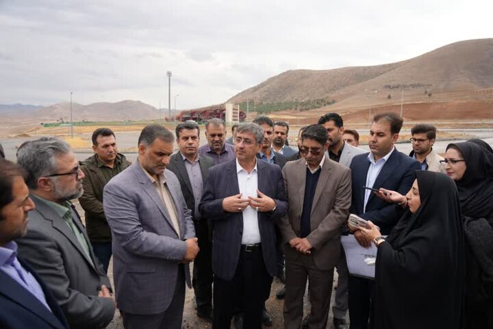 «بام» چشمبهراه یک «گام» «بام» چشمبهراه یک «گام»