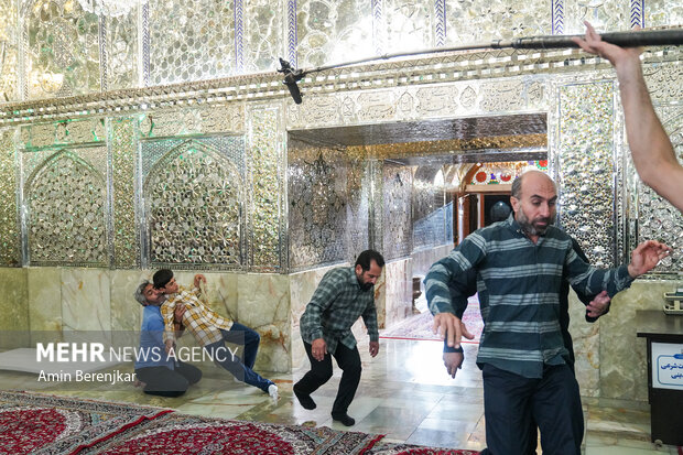 روایت حادثه تروریستی شاهچراغ در «روز خون» چگونه تصویر شد؟ روایت حادثه تروریستی شاهچراغ در «روز خون» چگونه تصویر شد؟