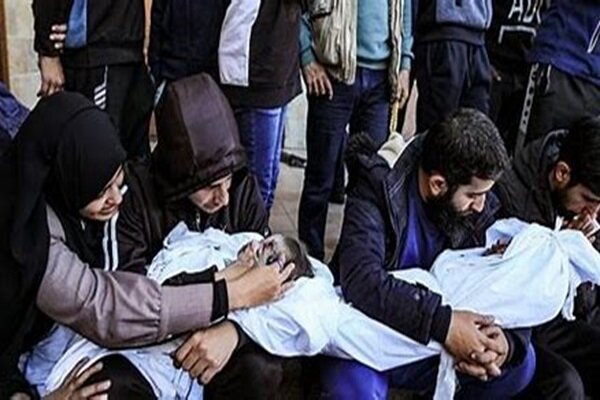 برجای ماندن دهها شهید و زخمی در بمباران مناطق مختلف نوار غزه