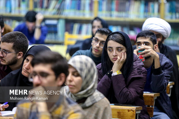 دومین پیش نشست همایش بین المللی «کانت و جهان معاصر»