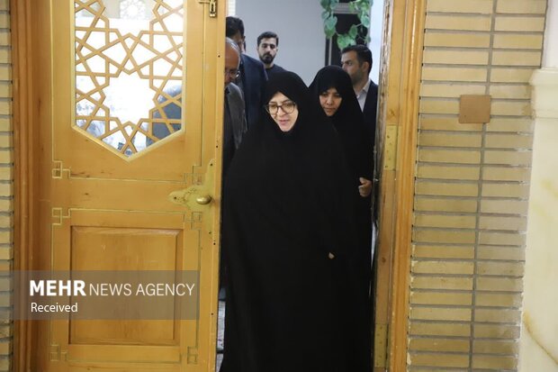 سخنگوی دولت به قم سفر کرد + تصاویر