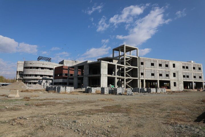 اجرای ۱۰۰ طرح در حوزه ساخت و ساز ساختمان های دولتی در کشور اجرای ۱۰۰ طرح در حوزه ساخت و ساز ساختمان های دولتی در کشور