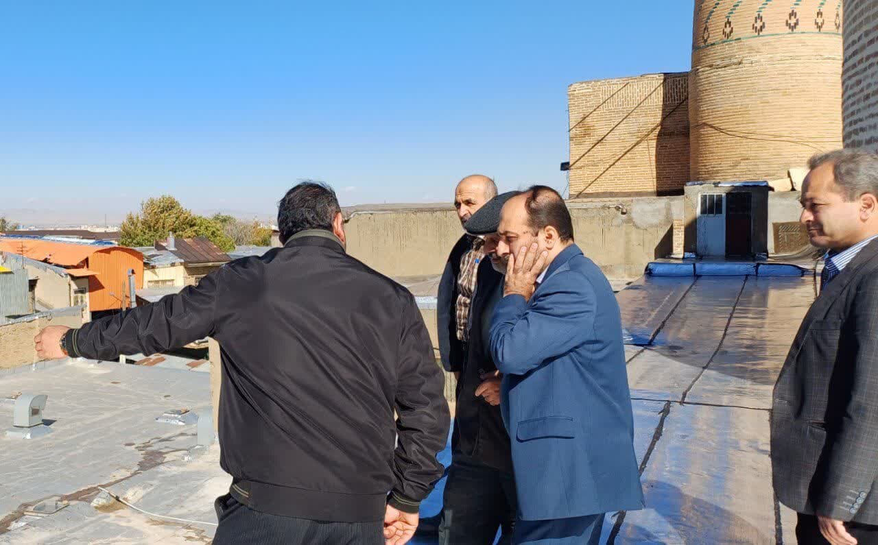 بازدید فرماندار همدان از وضعیت جدارهسازی مسجد جامع همدان
