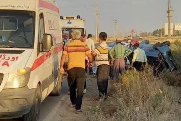 تصادف در اراک به قم یک کشته و ۴ مصدوم برجا گذاشت