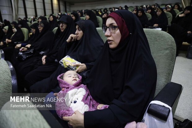 گردهمایی حافظان قرآن کریم در مشهد