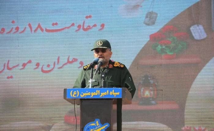 انقلاب اسلامی مفهوم جدیدی از قدرت معرفی کرد  انقلاب اسلامی مفهوم جدیدی از قدرت معرفی کرد