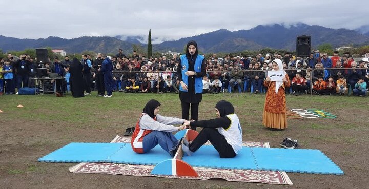 همایش پیاده‌روی خانوادگی روستایی در تالش برگزار شد