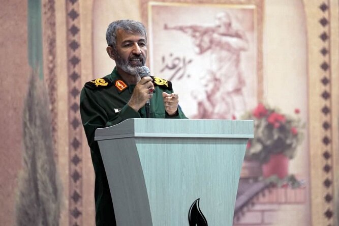 انتقال فرهنگ ایثار و شهادت رسالتی ملی و معنوی است انتقال فرهنگ ایثار و شهادت رسالتی ملی و معنوی است