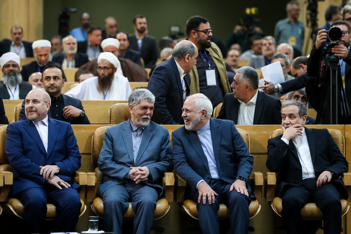 عباس عراقچی و محمدجواد ظریف و رضا صالحی امیری در اجلاس بین المللی بزرگداشت شهید مقاومت