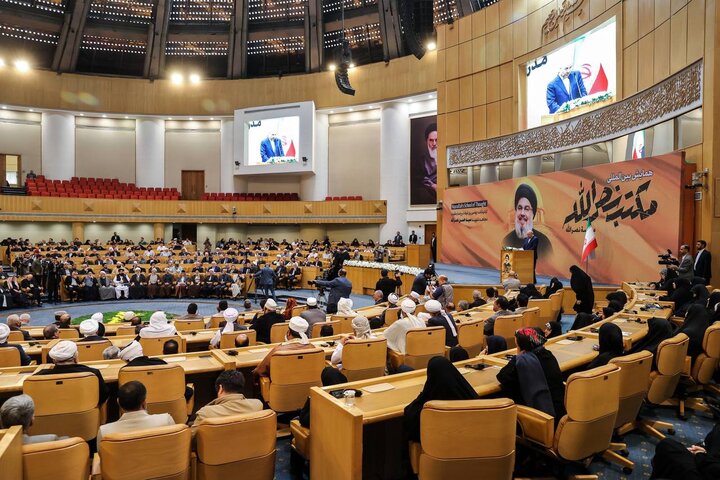 میدان و دیپلماسی پای مکتب نصرالله/ بغض ۴۰ روزه از فراق سید شهید میدان و دیپلماسی پای مکتب نصرالله/ بغض ۴۰ روزه از فراق سید شهید