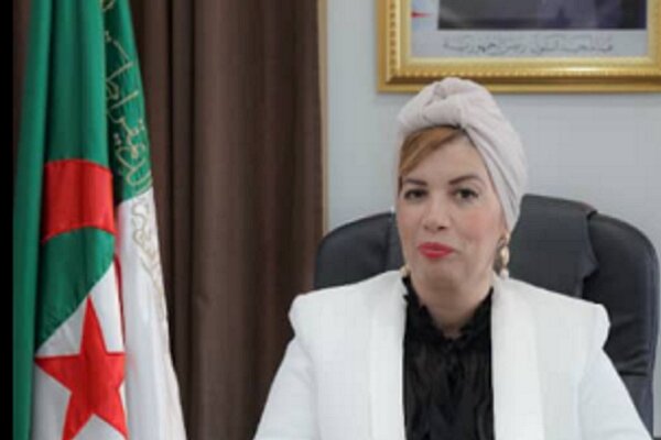 «میخوانیم برای پیروزی»؛ شعار نمایشگاه کتاب امسال الجزایر «میخوانیم برای پیروزی»؛ شعار نمایشگاه کتاب امسال الجزایر