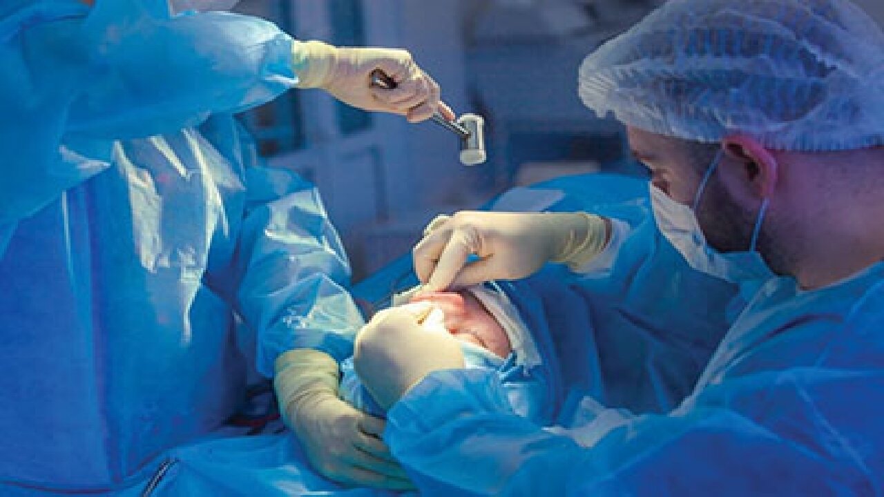 ترفند جدید برای تبلیغ زیبایی/ طلا و ماشین میدهم خوشگلم کن!