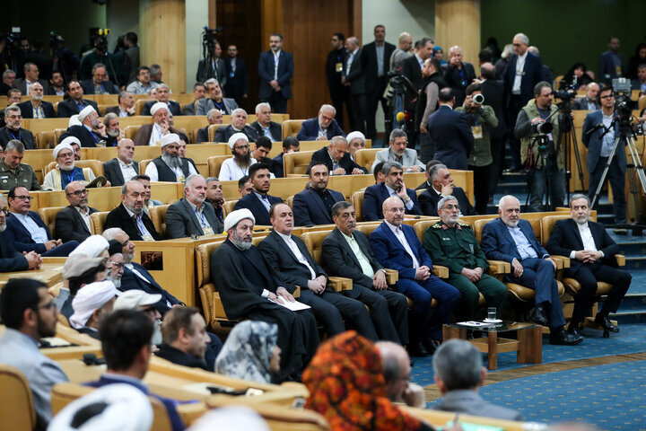 حاشیههایی از نشست «مکتب نصرالله»