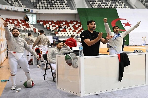 مربی تیم ملی اسلحه سابر منتقد شد؛ من کمک ندارم اما بازیکن مربی شخصی دارد مربی تیم ملی اسلحه سابر منتقد شد؛ من کمک ندارم اما بازیکن مربی شخصی دارد