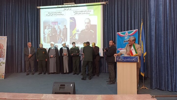 خادمان و فعالان نماز در کردستان تجلیل شدند