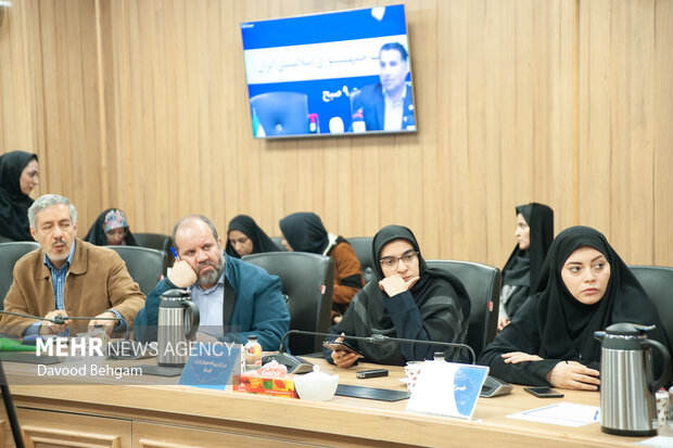 نشست خبری سی‌دومین هفته کتاب در مشهد