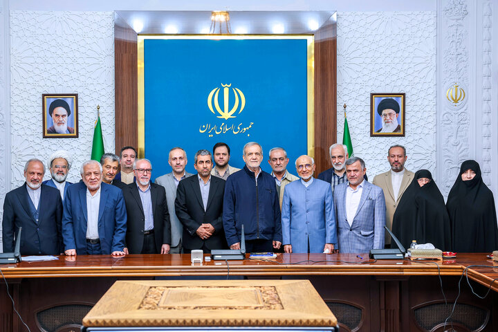 پزشکیان:شرط اصلاح وضعیت کشور رسیدن به وفاق حول ارزشهای مشترک است پزشکیان:شرط اصلاح وضعیت کشور رسیدن به وفاق حول ارزشهای مشترک است