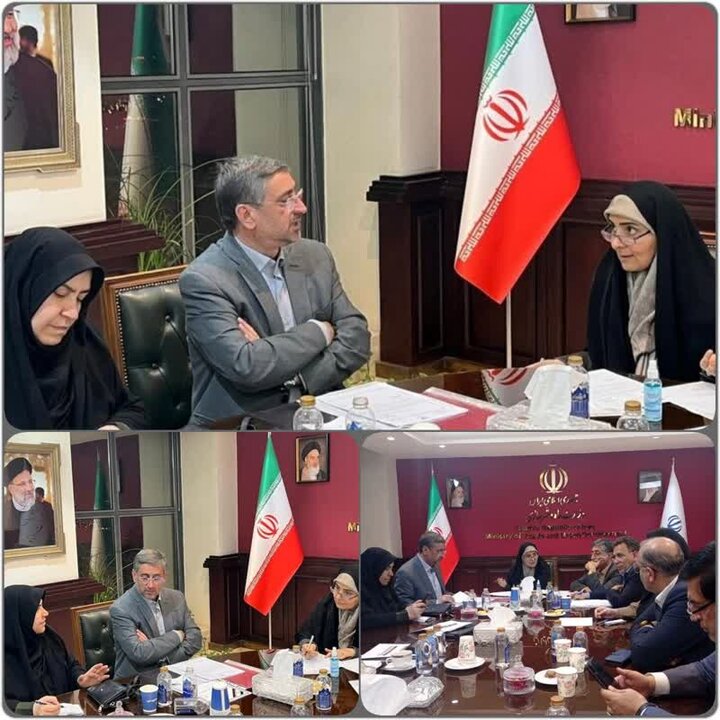 پیگیری تأمین اعتبار طرحهای ملی لرستان در بودجه سالهای آینده