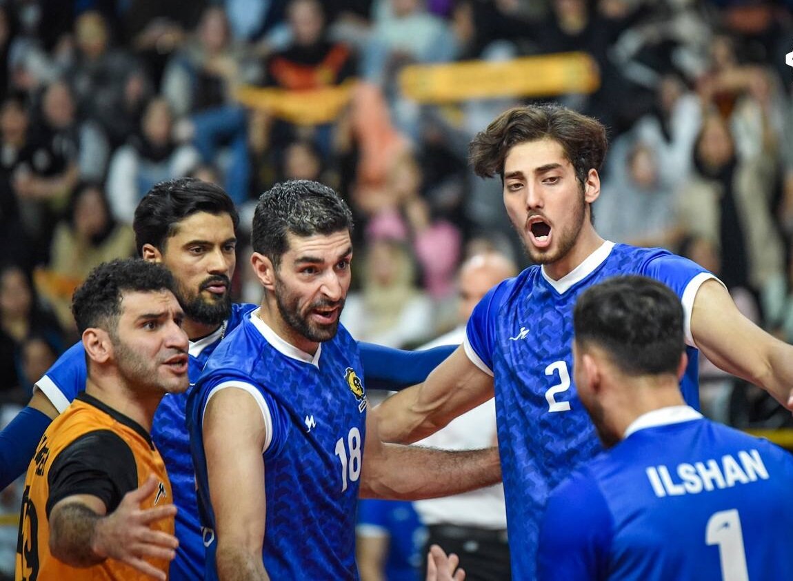 فدراسیون باشگاهها را مجاب کند/ مربیان به بازیکنان اجازه نمیدهند