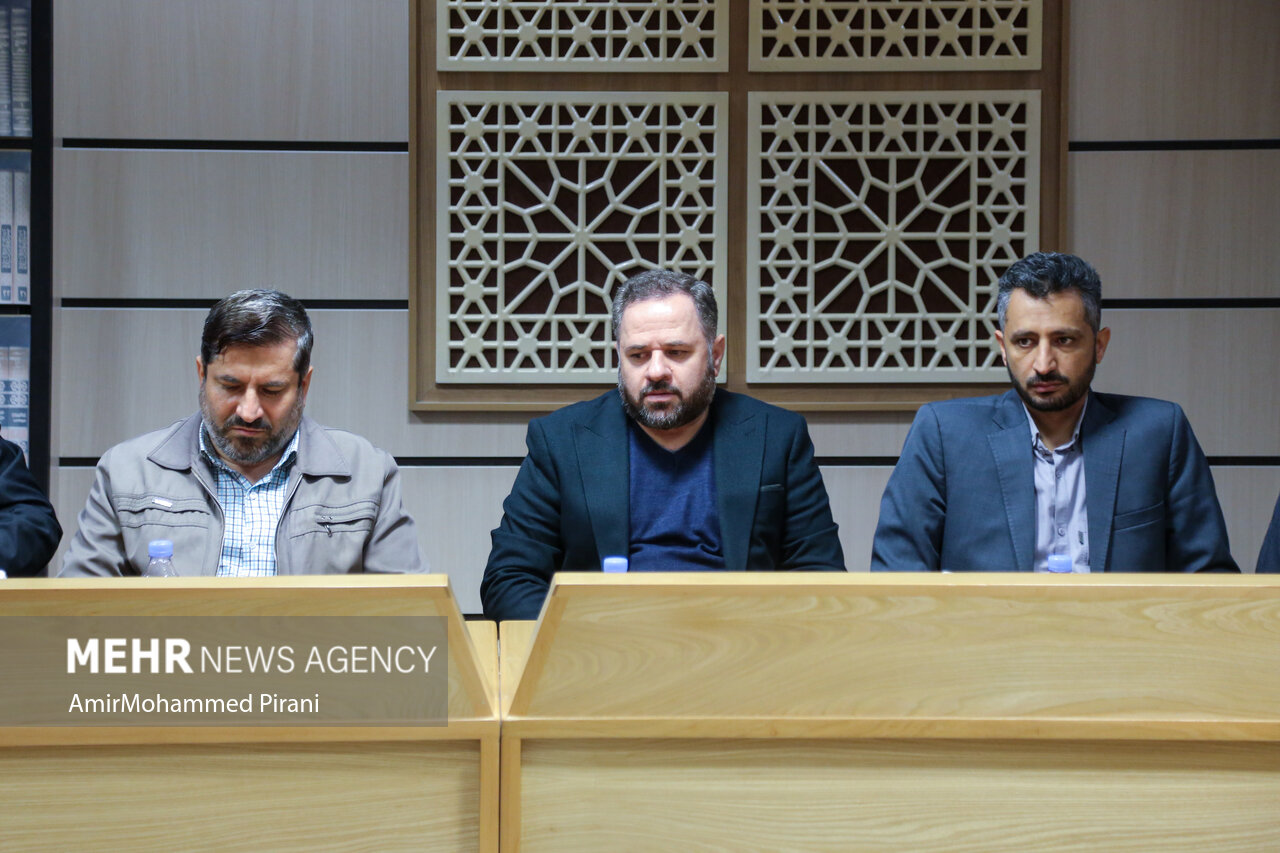 خبرنگاران قمی با نماینده حزب الله در قم دیدار کردند+تصاویر