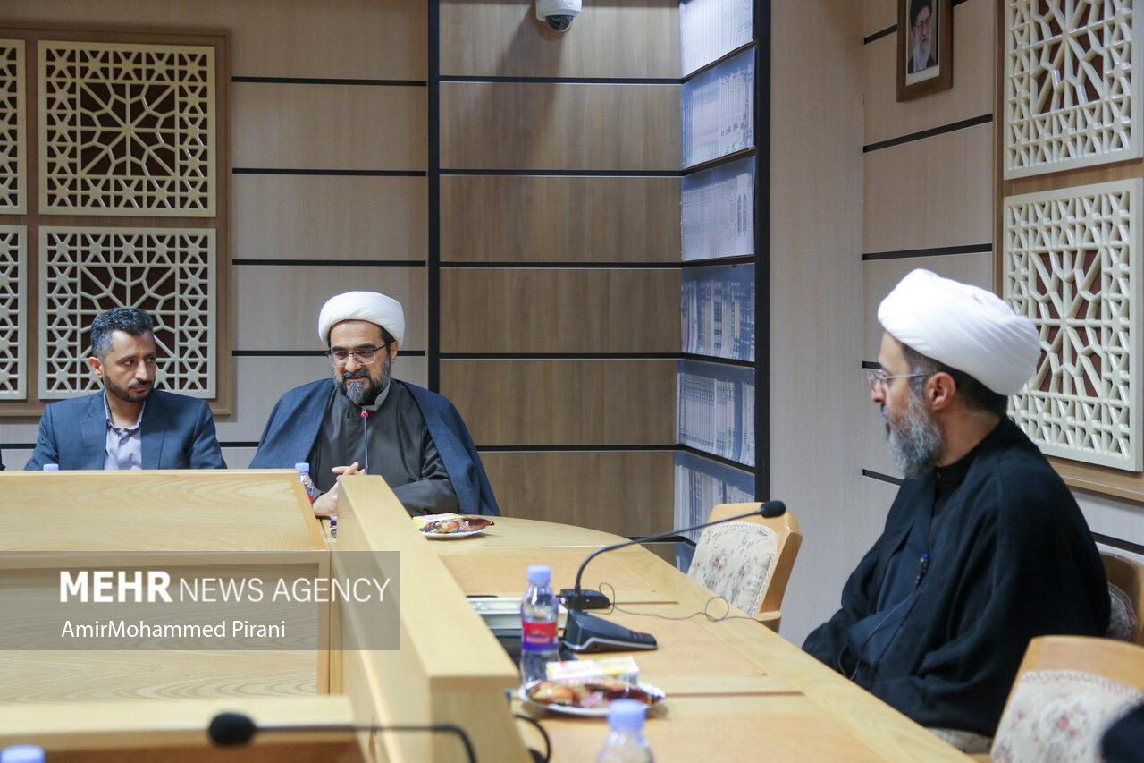 خبرنگاران قمی با نماینده حزب الله در قم دیدار کردند+تصاویر