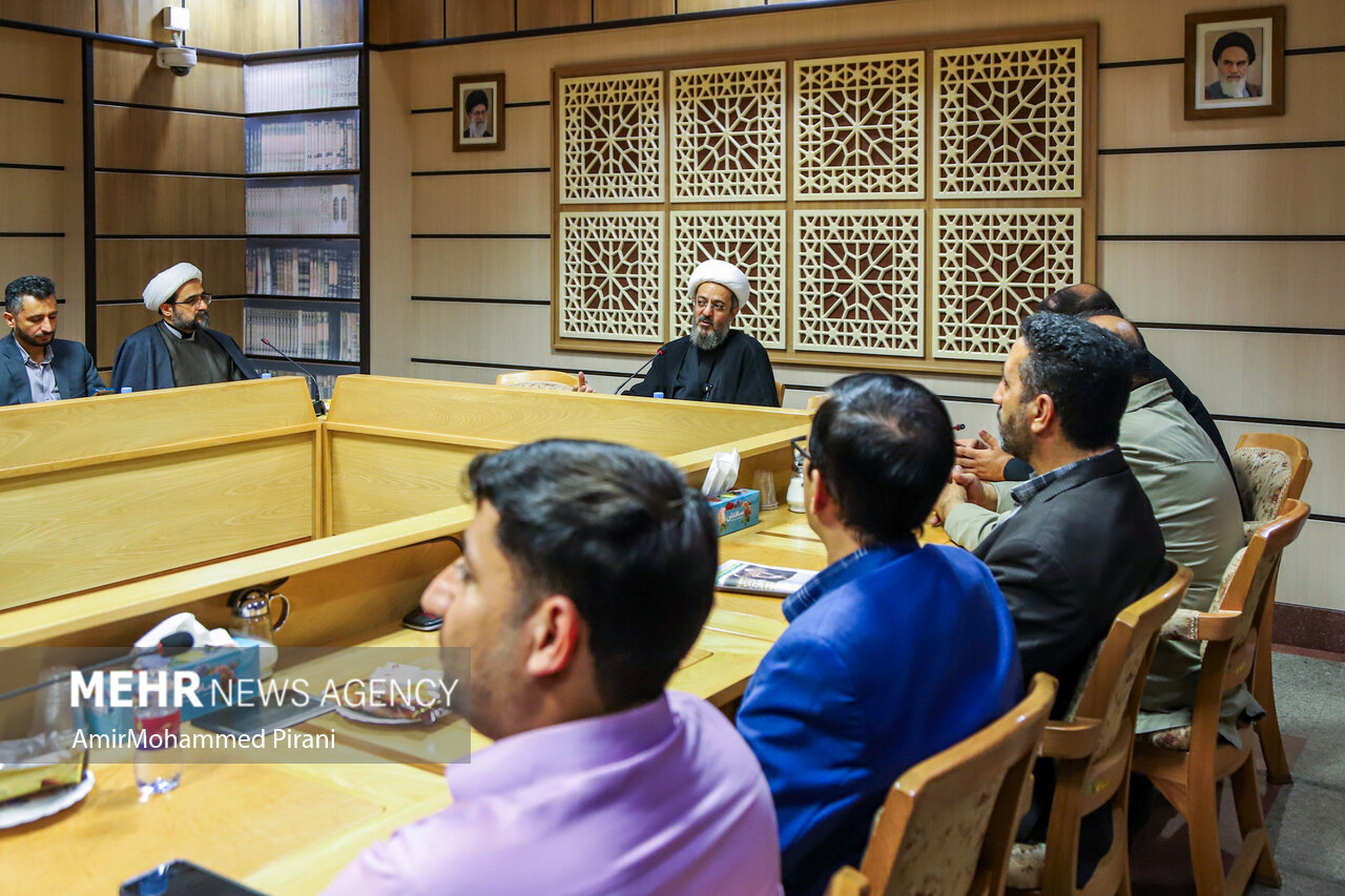 خبرنگاران قمی با نماینده حزب الله در قم دیدار کردند+تصاویر