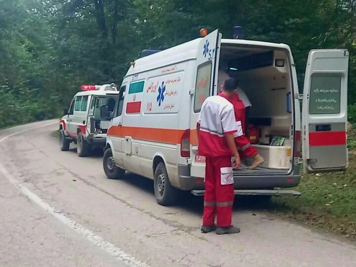 سقوط مینیبوس به درون دره در دهدز