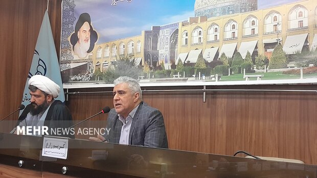 سالانه ۸هزار خانواده از چرخه حمایت کمیته امداد اصفهان خارج میشود سالانه ۸هزار خانواده از چرخه حمایت کمیته امداد اصفهان خارج میشود