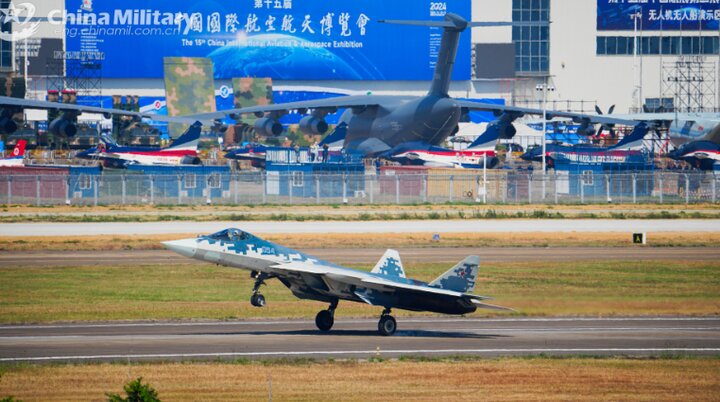 VIDEO: Russian Su-57 at Air Show China