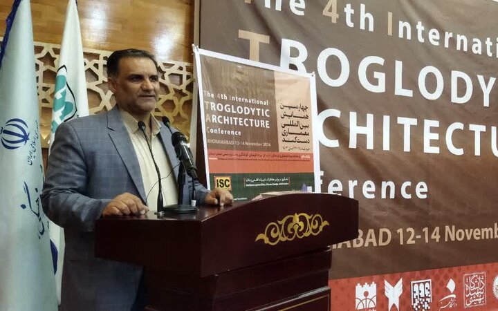 معاون استاندار لرستان: معماری دستکند ناشناخته مانده است