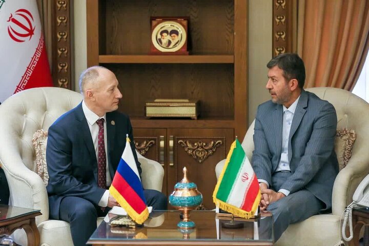 دیدار معاون اول استاندار نووگورود روسیه با استاندار اصفهان دیدار معاون اول استاندار نووگورود روسیه با استاندار اصفهان