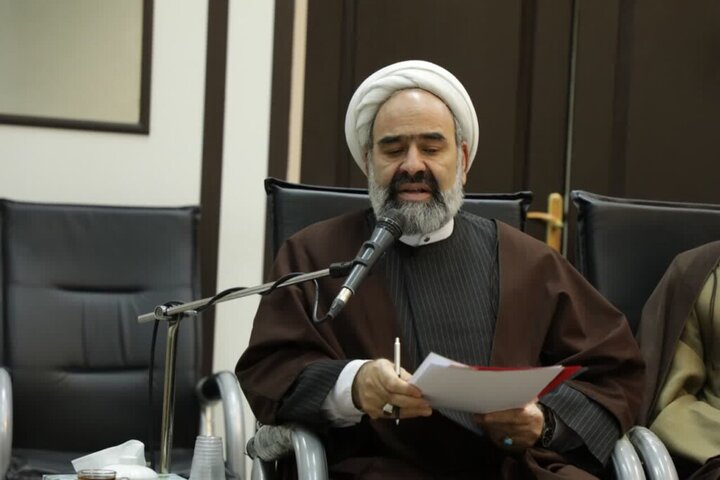 دانشی: توجه به قرآن و عترت اولویت همگانی باشد دانشی: توجه به قرآن و عترت اولویت همگانی باشد