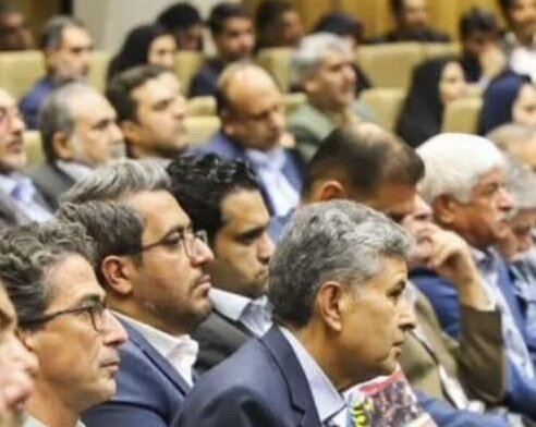 وفاق عامل پیشرفت استان کرمان است وفاق عامل پیشرفت استان کرمان است
