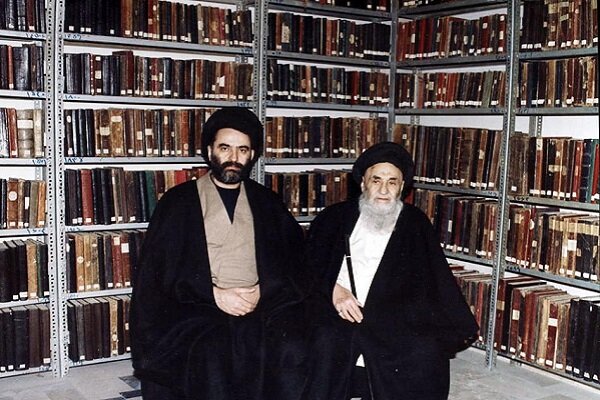 جایگاه شخصیت و کتابخانه آیتالله مرعشی نجفی در بیانات رهبر شهید