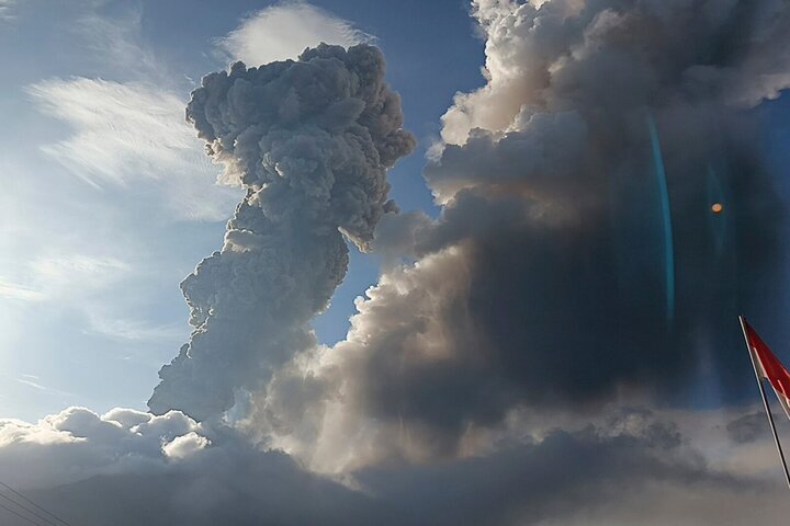 Flights cancelled to/from Indonesia' Bali due to volcanic ash