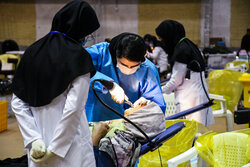 برگزاری اردوی جهادی خدمات درمانی رایگان در شهرک پیام ماهدشت