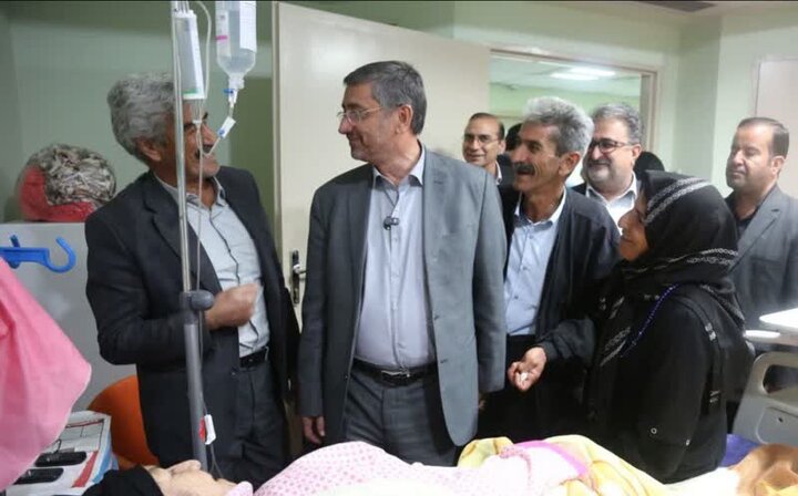 بازدید سرزده استاندار لرستان از بیمارستان شهید رحیمی خرمآباد