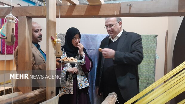 غرفه اصفهان در سیوهفتمین نمایشگاه ملی صنایع دستی آغاز بکار کرد