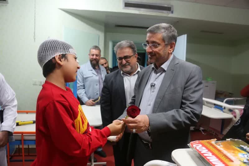 بازدید سرزده استاندار لرستان از بیمارستان شهید رحیمی خرمآباد