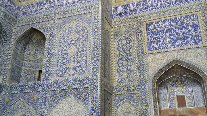 ماندگاری ۵۰ ساله آلودگیها بر بام بنایی جهانی در اصفهان