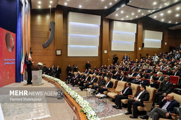 همایش تأمین مالی تولید، از بنگاه‌داری به بنگاه‌سازی