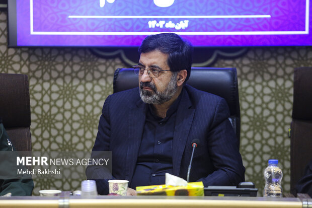 کارکنان بسیجی الگوی رفتاری و اخلاقی در دستگاه های اجرایی هستند