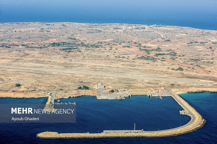 جزر بو موسى وطنب الكبرى وطنب الصغرى الإيرانية