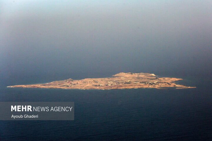 جزر بو موسى وطنب الكبرى وطنب الصغرى الإيرانية