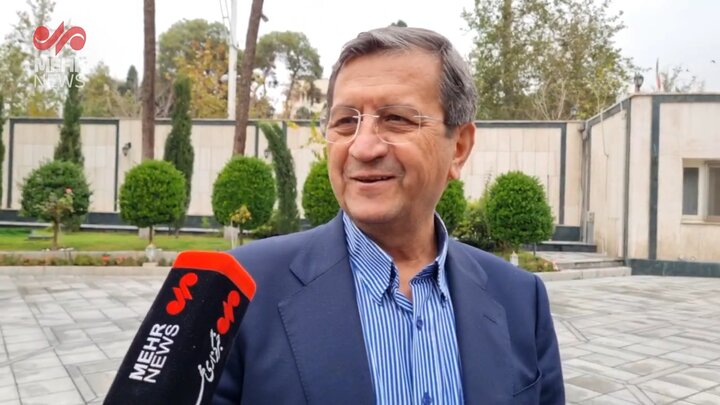 همتی: دنبال ایجاد تعادل میان رشد اقتصادی و کنترل تورم هستیم همتی: دنبال ایجاد تعادل میان رشد اقتصادی و کنترل تورم هستیم